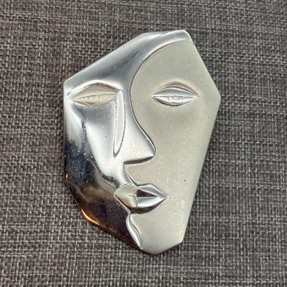 Abstract Face Pin Brooch As Is Silver Shiny Matte Picasso Cubist Profile Cubism - Picture 2 of 9